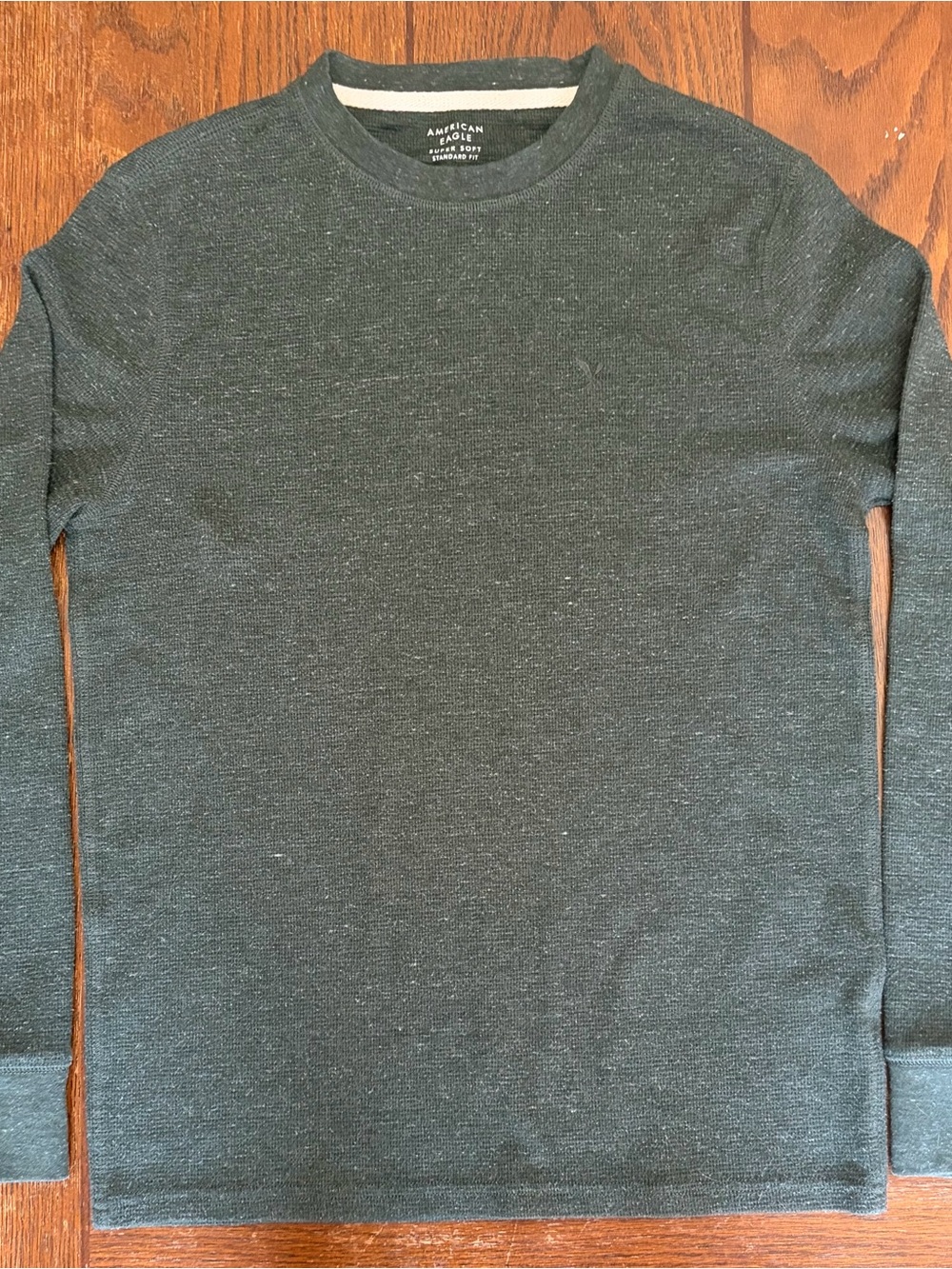 American Eagle Outfitters Dark Heather Green Crewneck Long-Sleeve Shirt